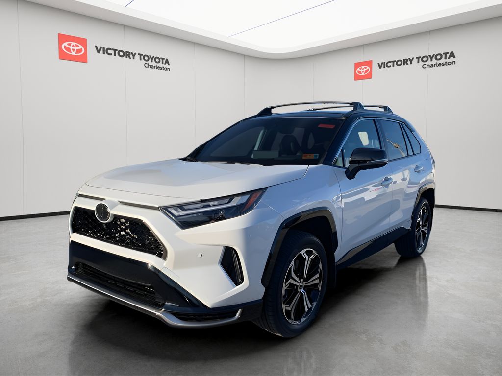 2025 Toyota RAV4 XSE's photo