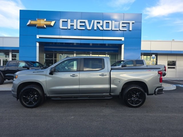 2025 Chevrolet Silverado 1500 RST photo 2