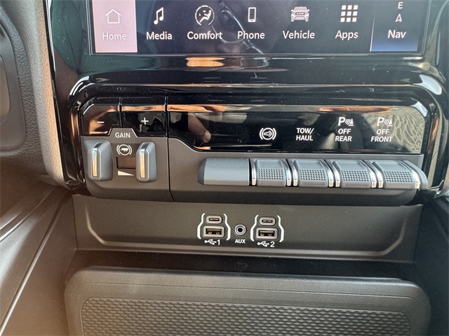 2025 Ram 2500 Big Horn photo 30