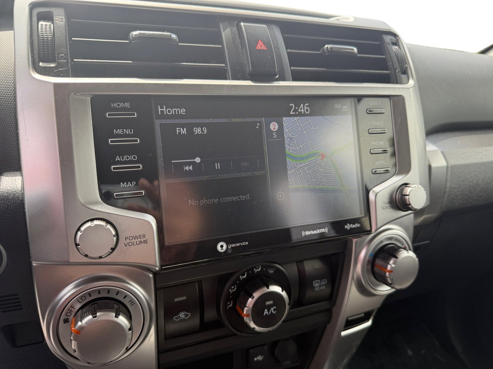 2020 Toyota 4Runner SR5 Premium photo 12
