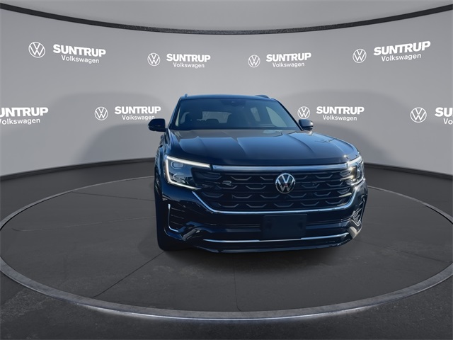 2025 Volkswagen Atlas Cross Sport SEL Premium R-Line photo 2