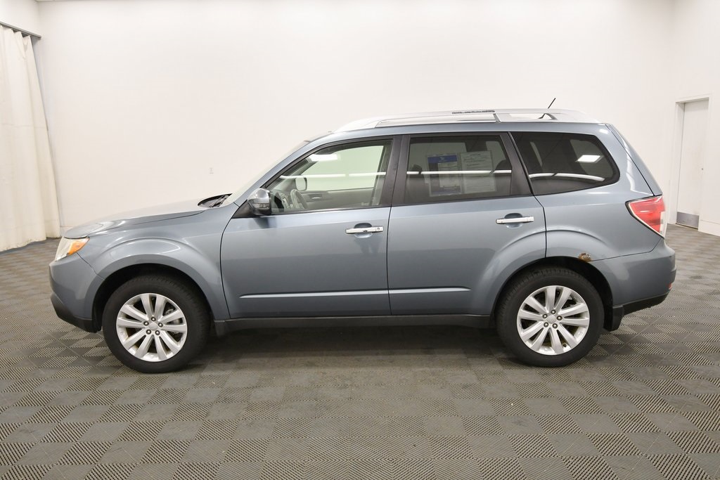 2013 Subaru Forester 2.5X photo 3