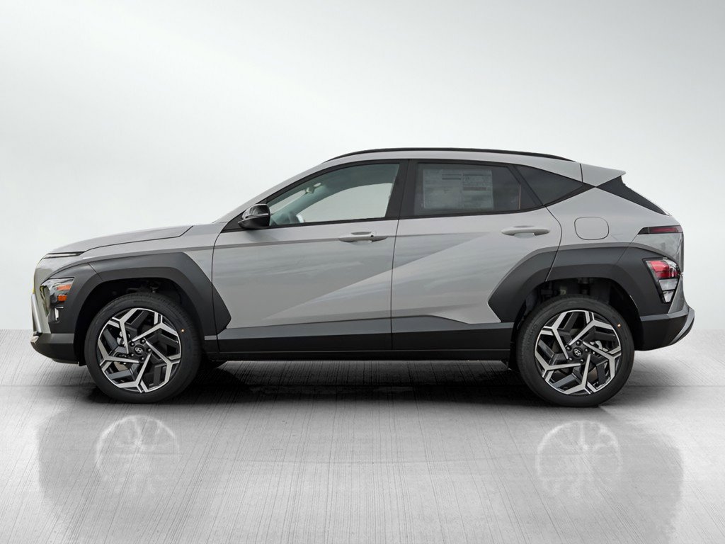 2026 Hyundai Kona SEL photo 2