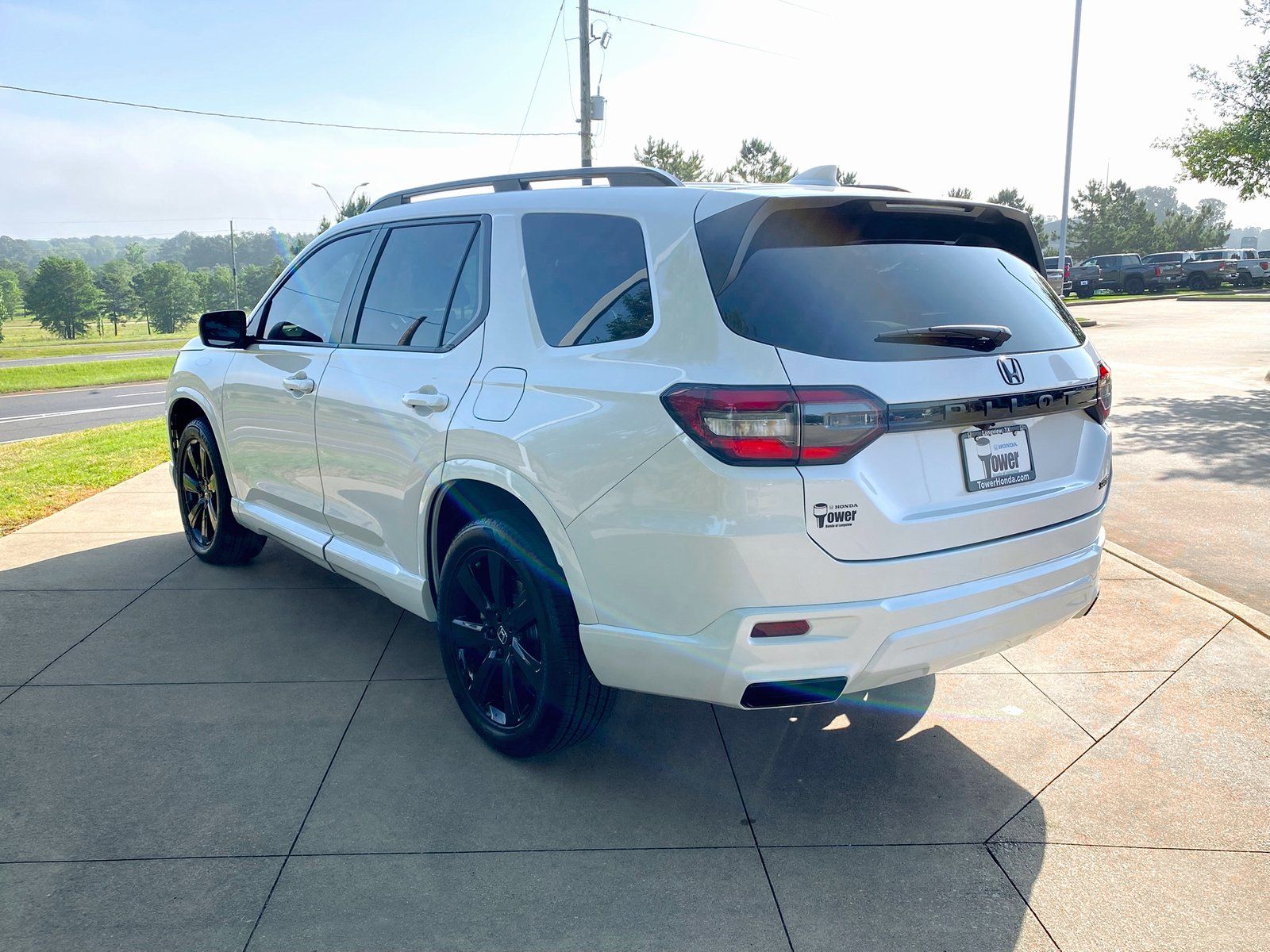 2025 Honda Pilot Sport photo 3