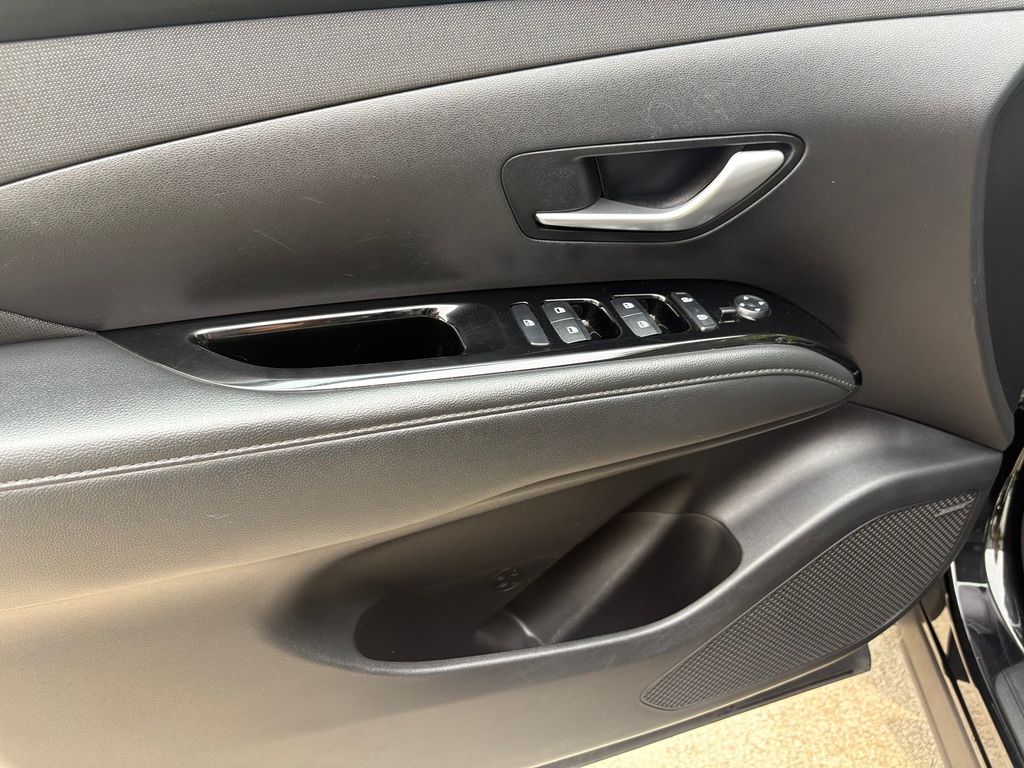 2023 Hyundai Tucson Limited photo 13