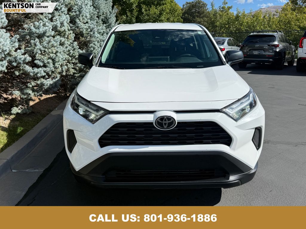2024 Toyota RAV4 LE photo 2