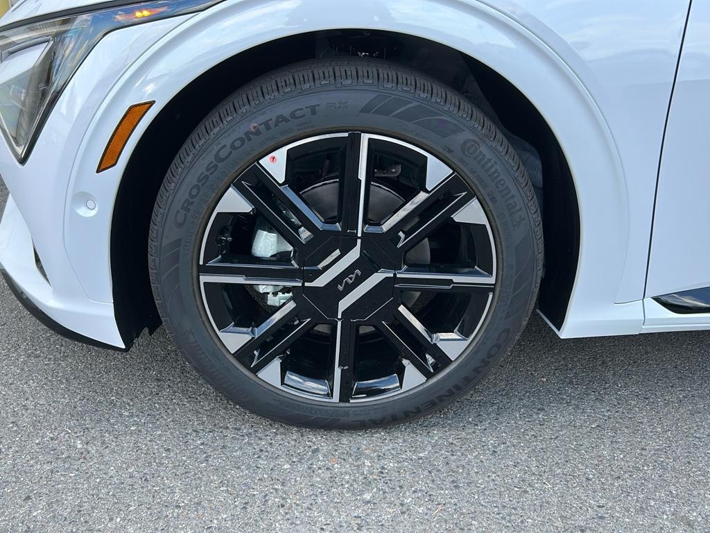 2025 Kia EV6 GT-Line photo 8