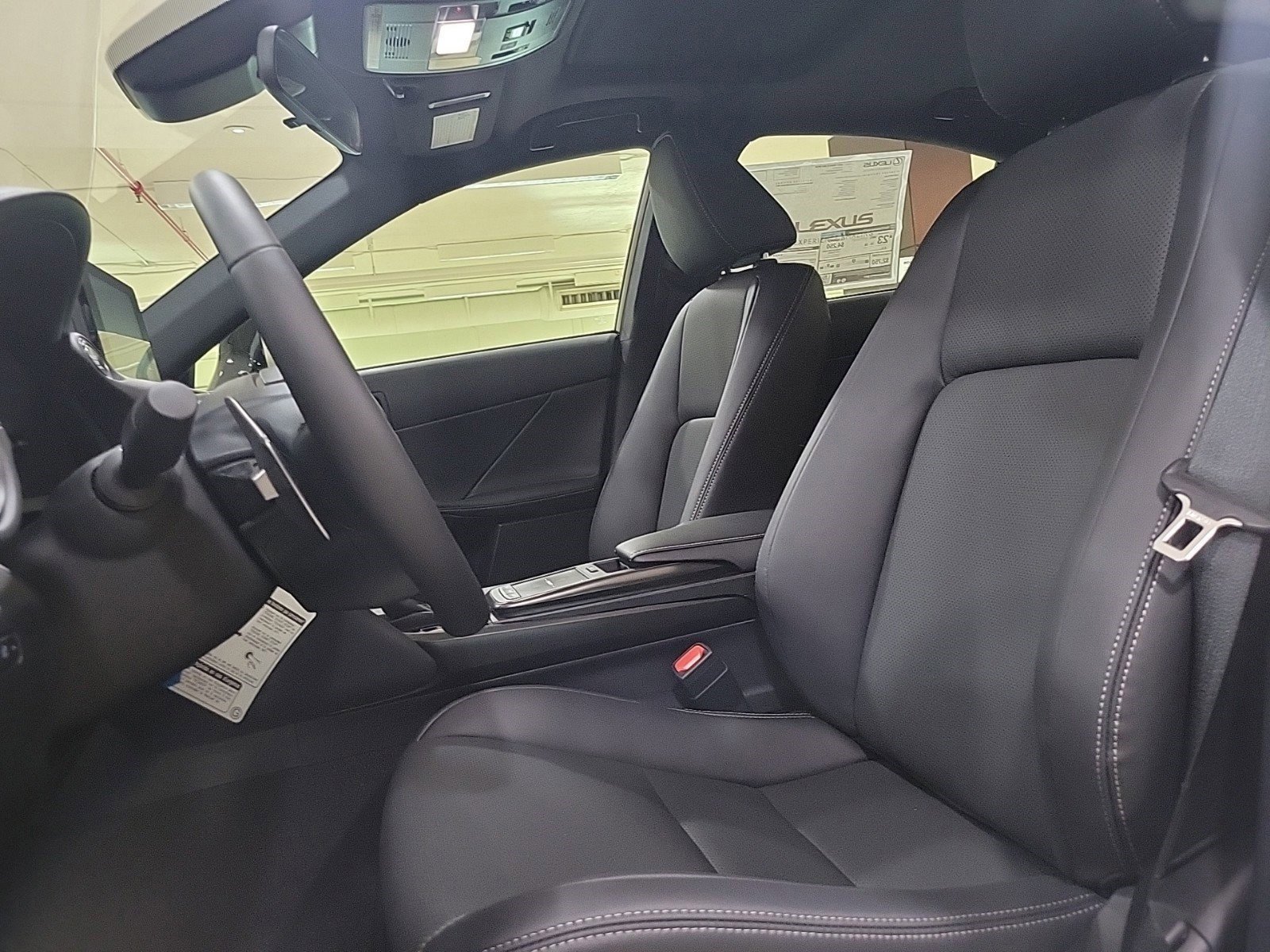 2025 Lexus IS 350 F SPORT photo 12
