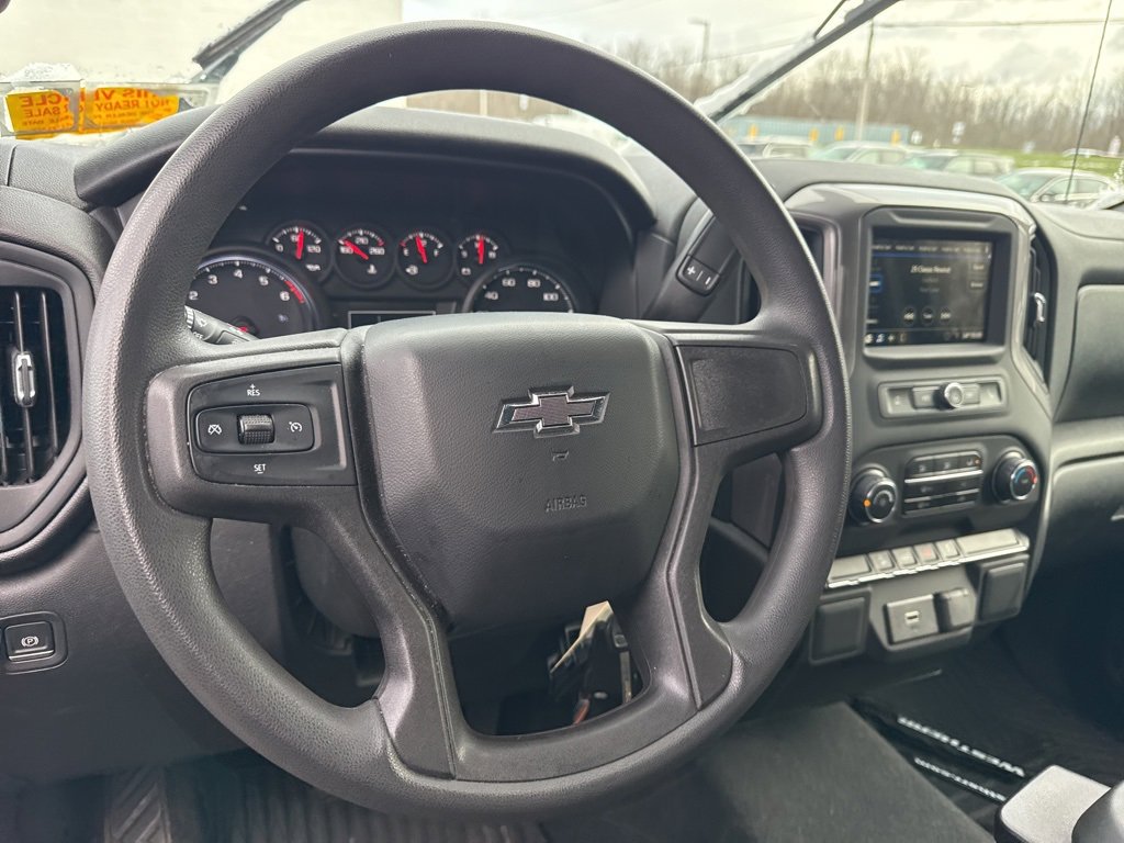 2019 Chevrolet Silverado 1500 Custom Trail Boss photo 2