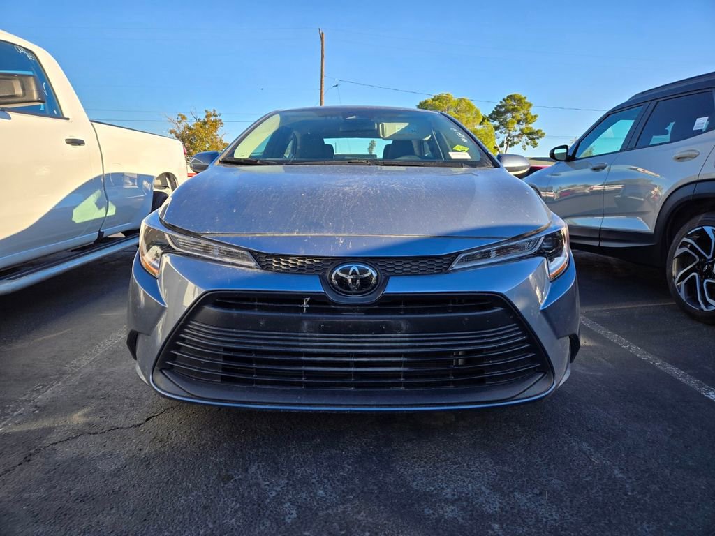 2024 Toyota Corolla LE photo 2