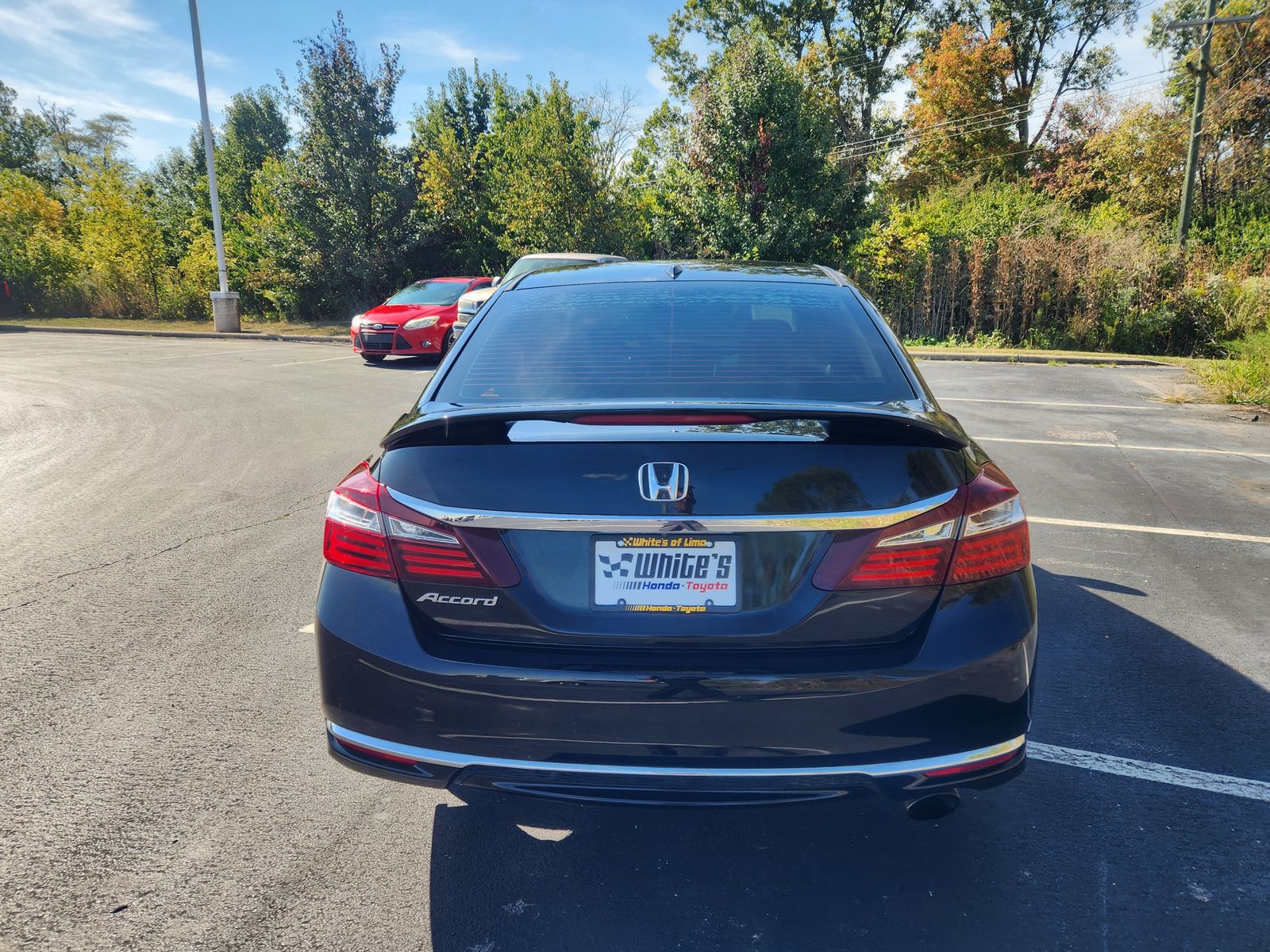 2016 Honda Accord EX-L photo 4