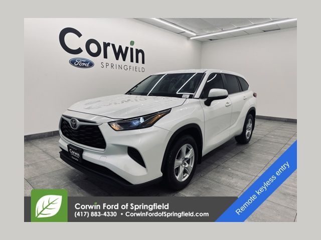 2023 Toyota Highlander L's photo