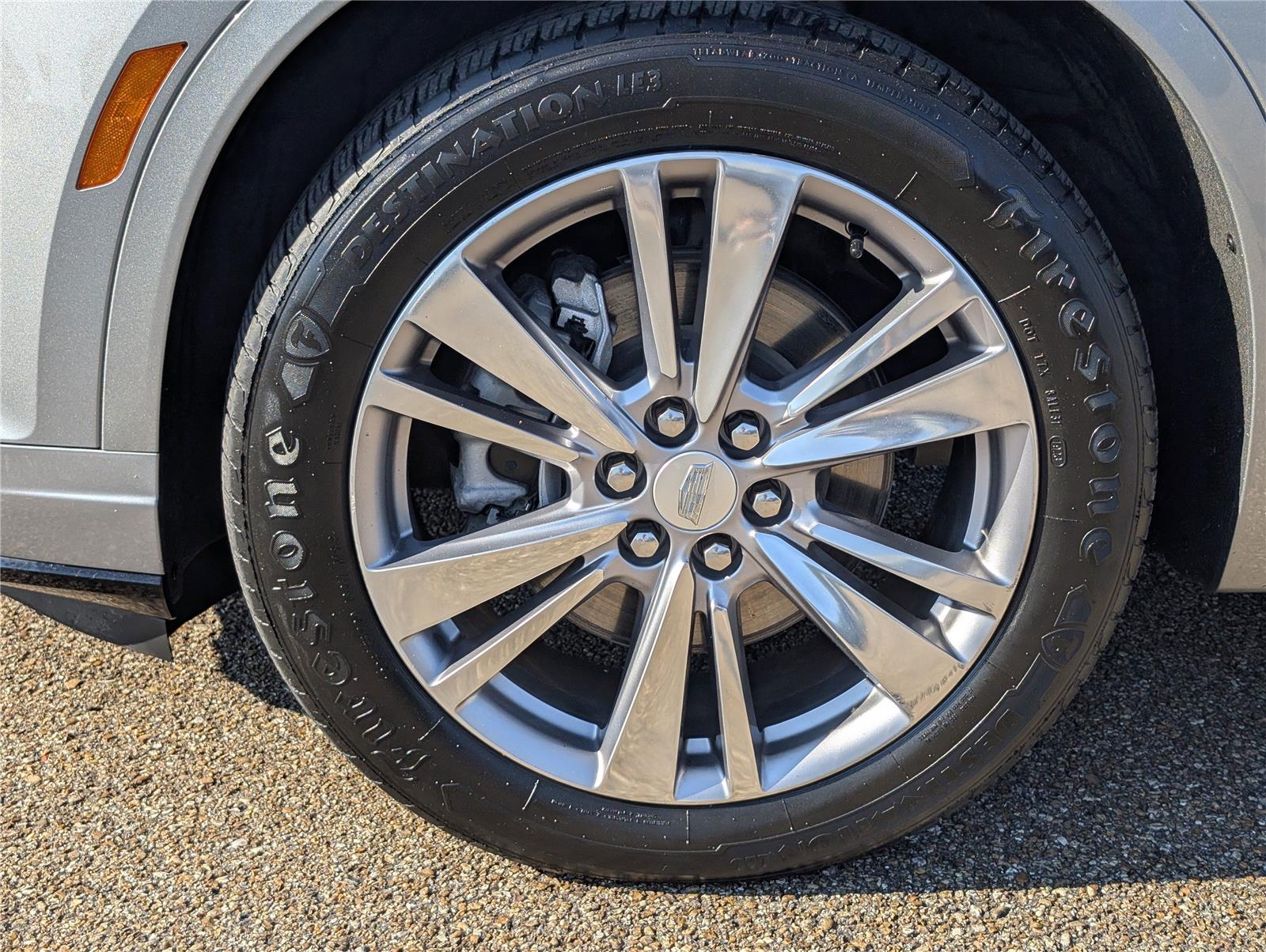 2023 Cadillac XT6 Premium Luxury photo 8