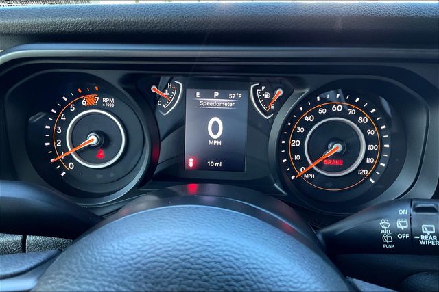 2025 Jeep Wrangler Sport photo 18