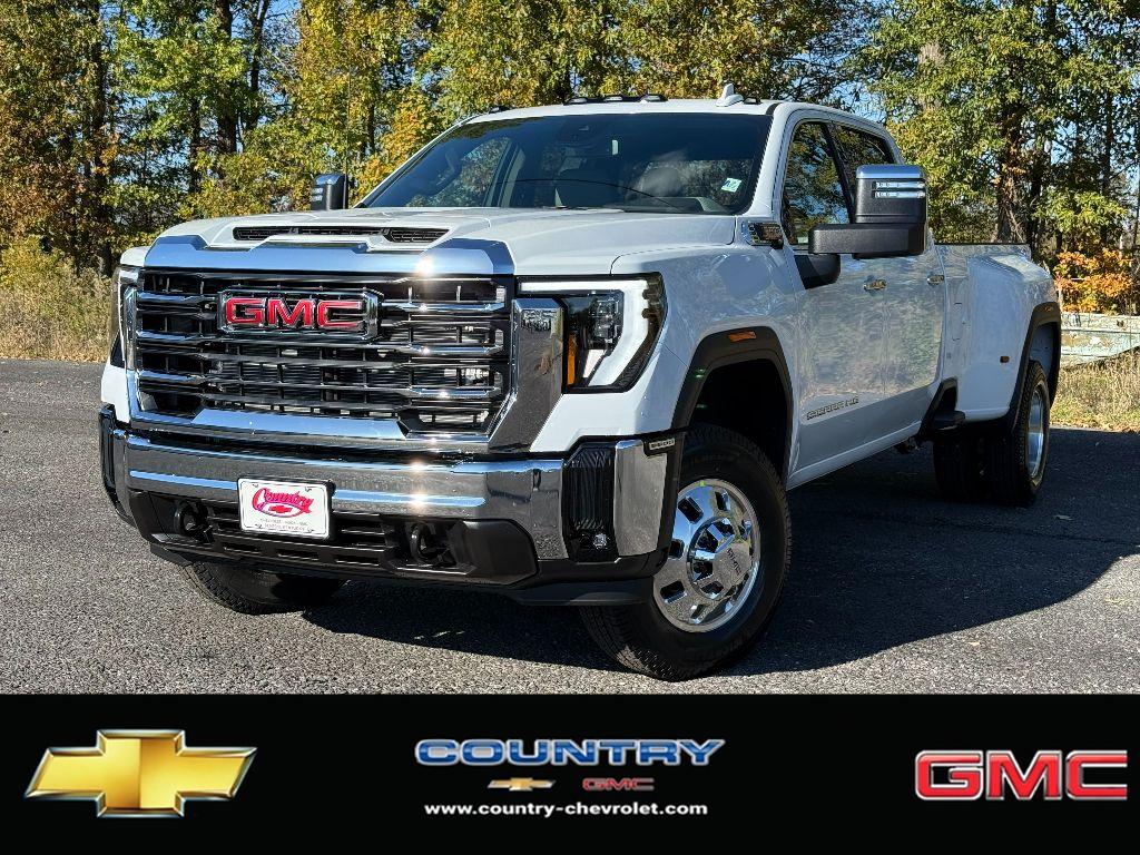 2026 GMC Sierra 3500HD SLT's photo