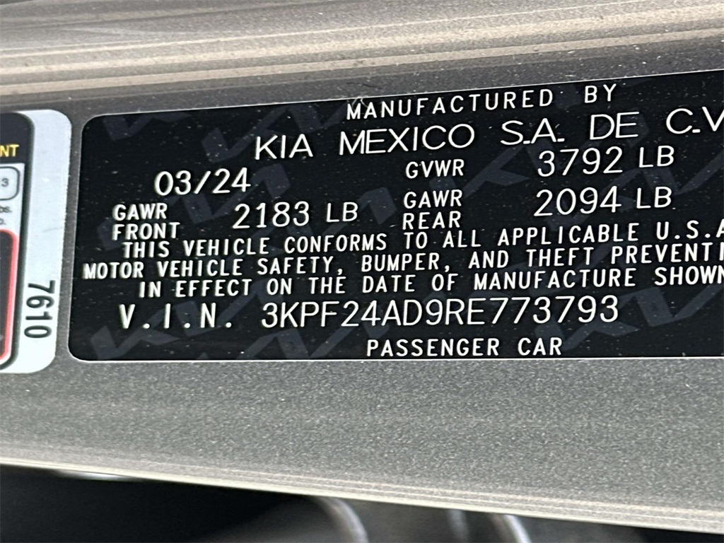 2024 Kia Forte LXS photo 31
