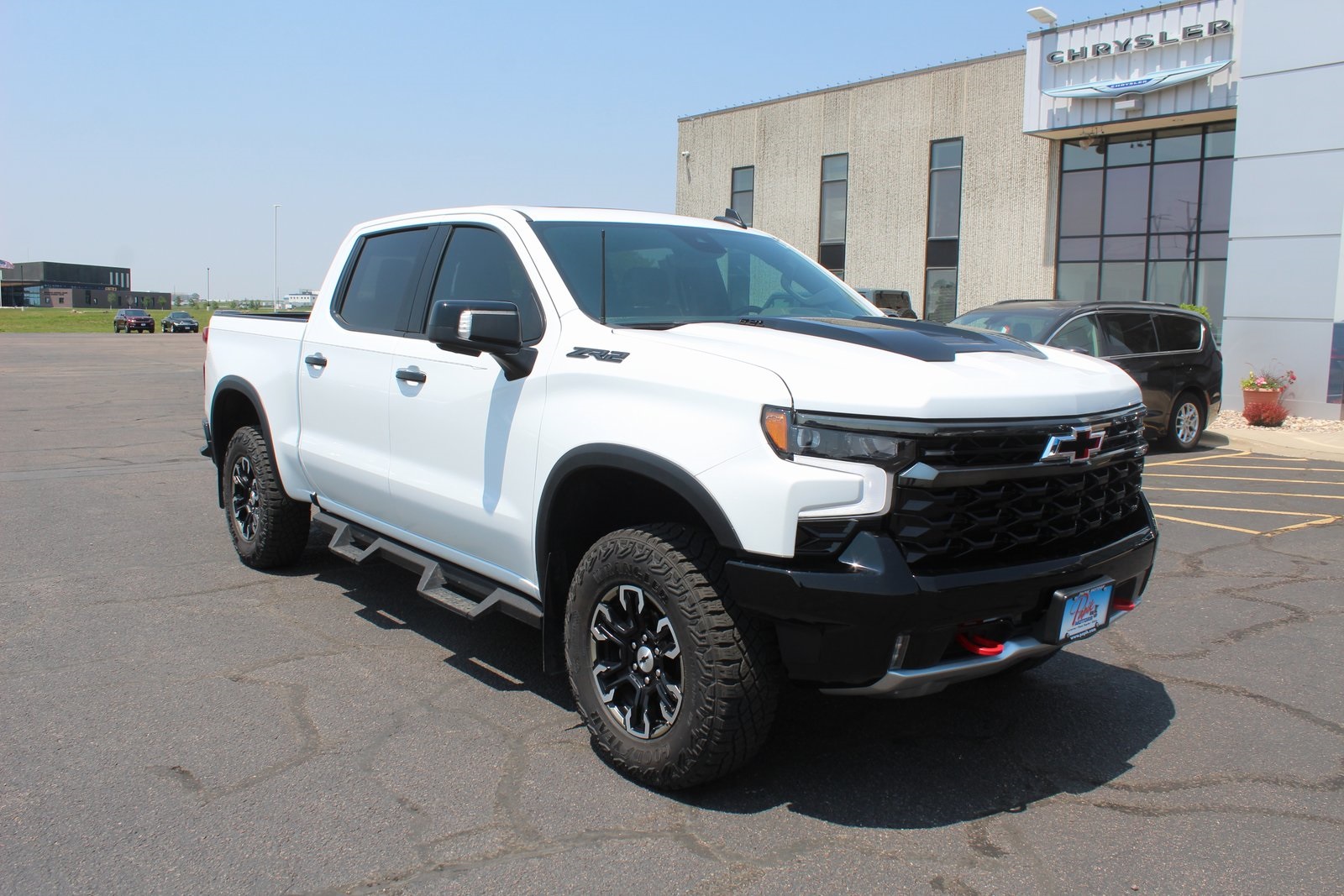 Used 2024 Chevrolet Silverado 1500 ZR2 with VIN 3GCUDHEL6RG134530 for sale in Luverne, Minnesota