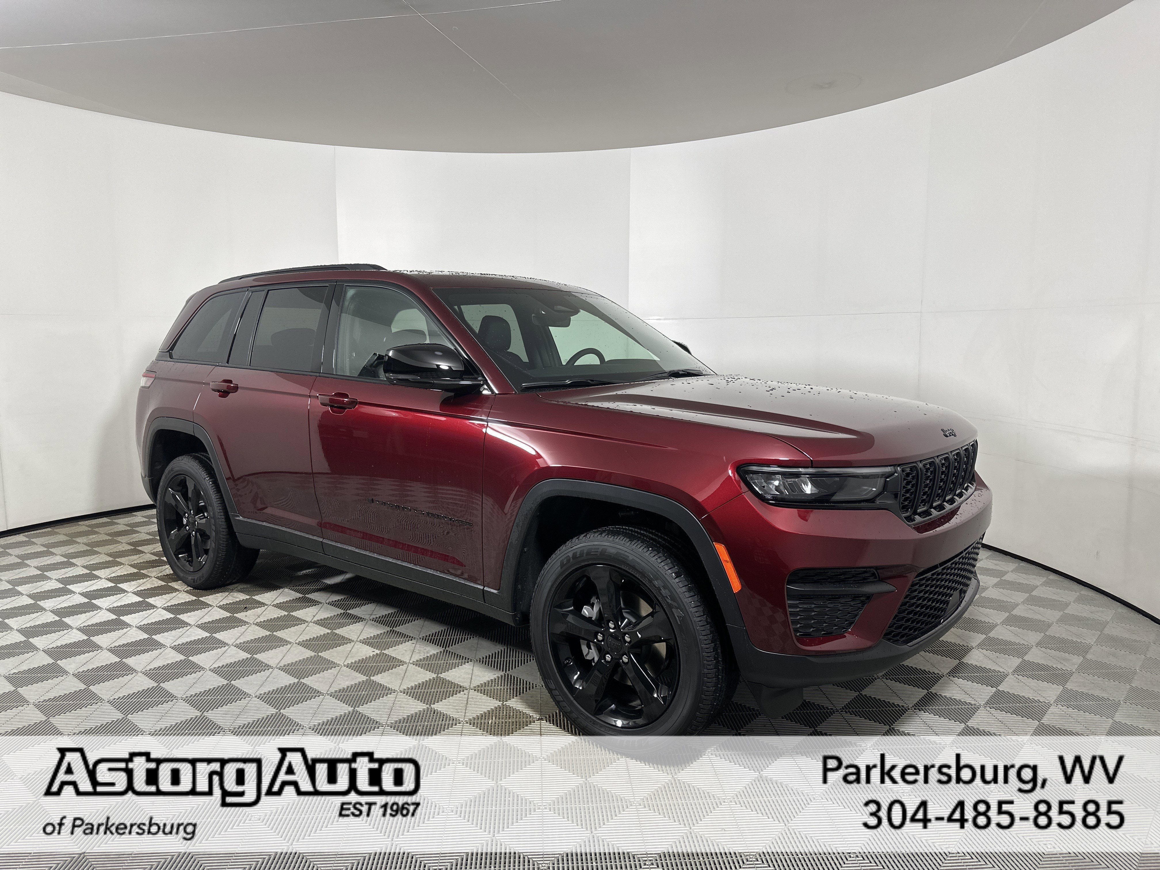 2025 Jeep Grand Cherokee Altitude's photo