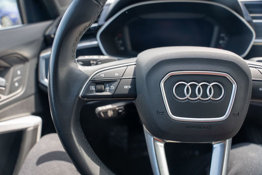 2024 Audi Q3 45 TFSI S line Premium photo 20