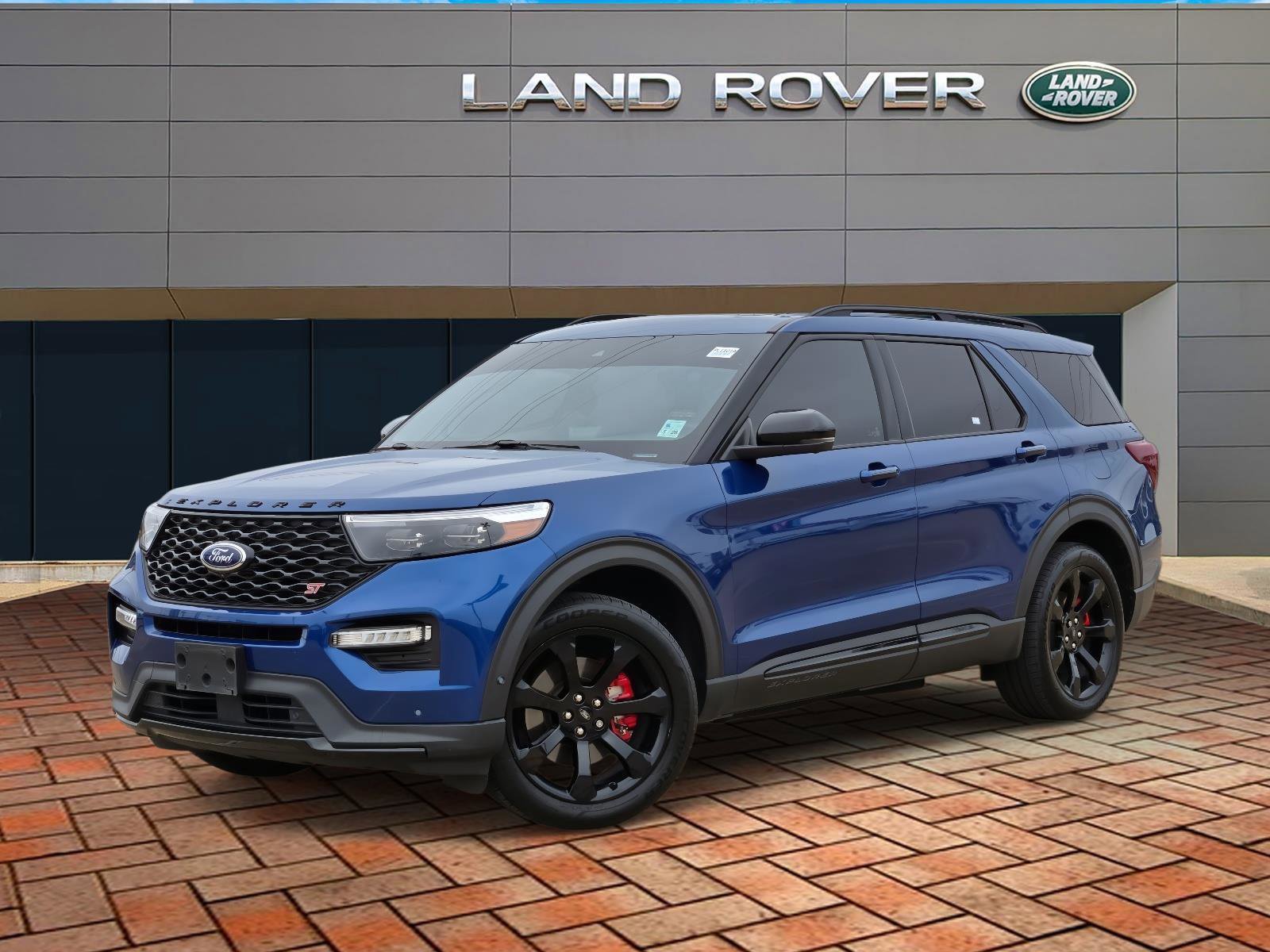 2021 Ford Explorer ST's photo