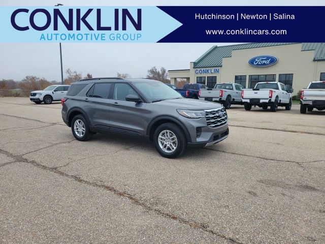 2026 Ford Explorer Active's photo