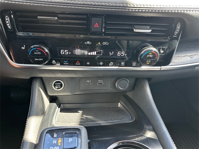 2021 Nissan Rogue SL photo 22