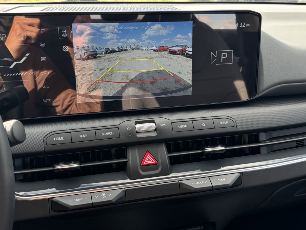 2025 Kia K4 EX photo 8