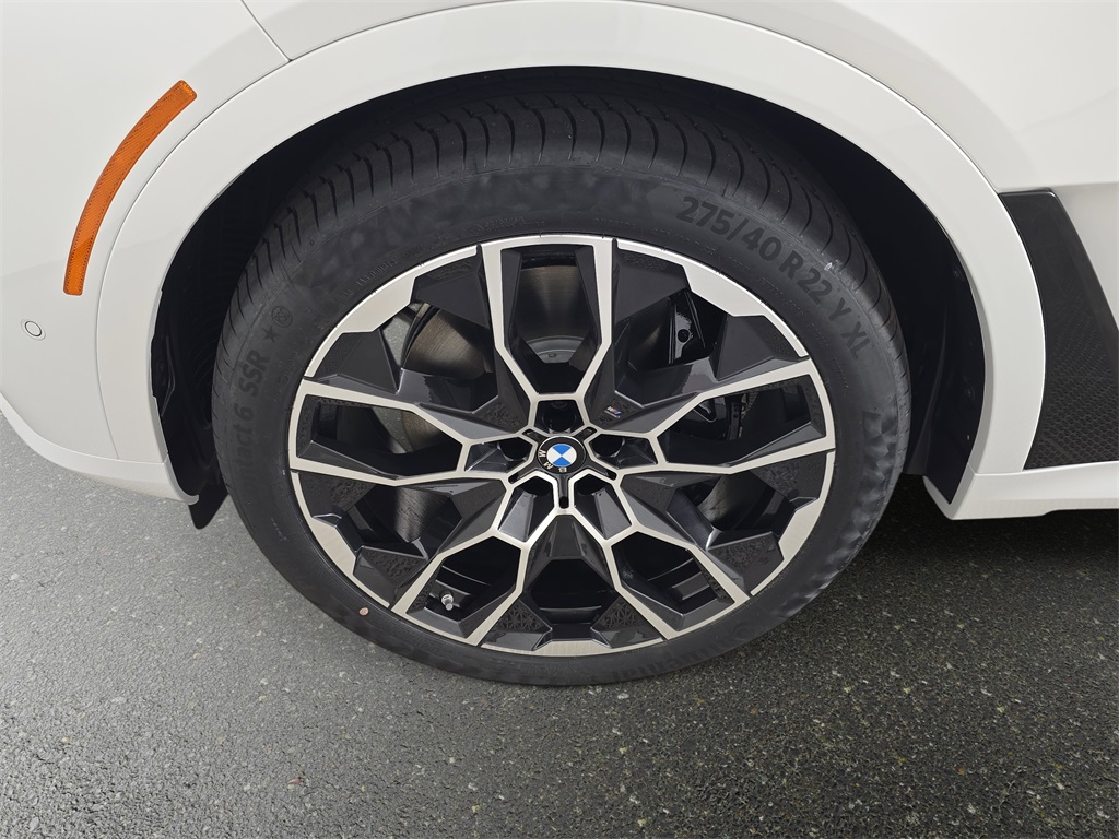 2026 Bmw X7 M60i photo 29