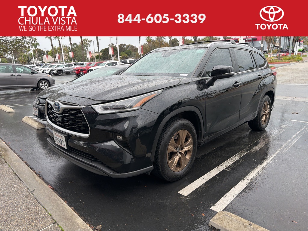 2023 Toyota Highlander Bronze Edition's photo