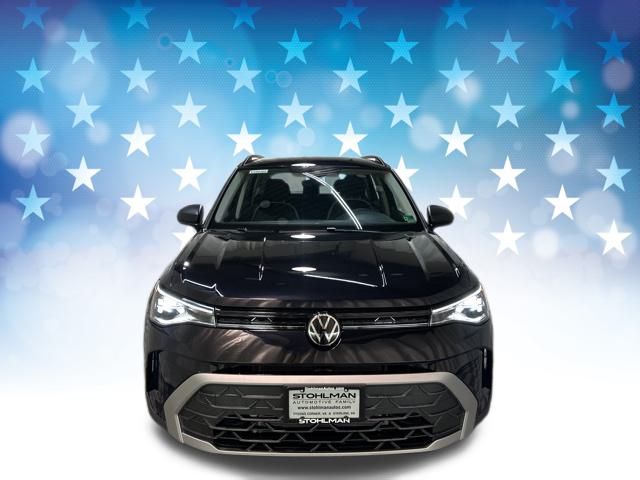2025 Volkswagen Taos S photo 8