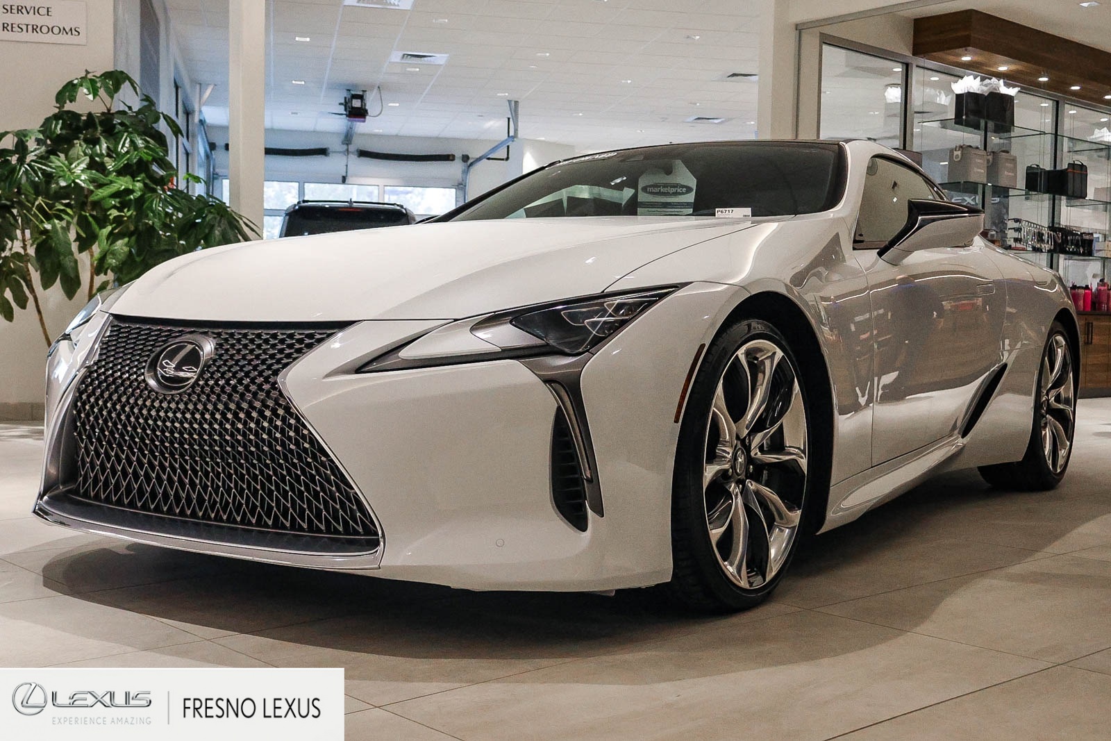 2019 Lexus LC 500 photo 2