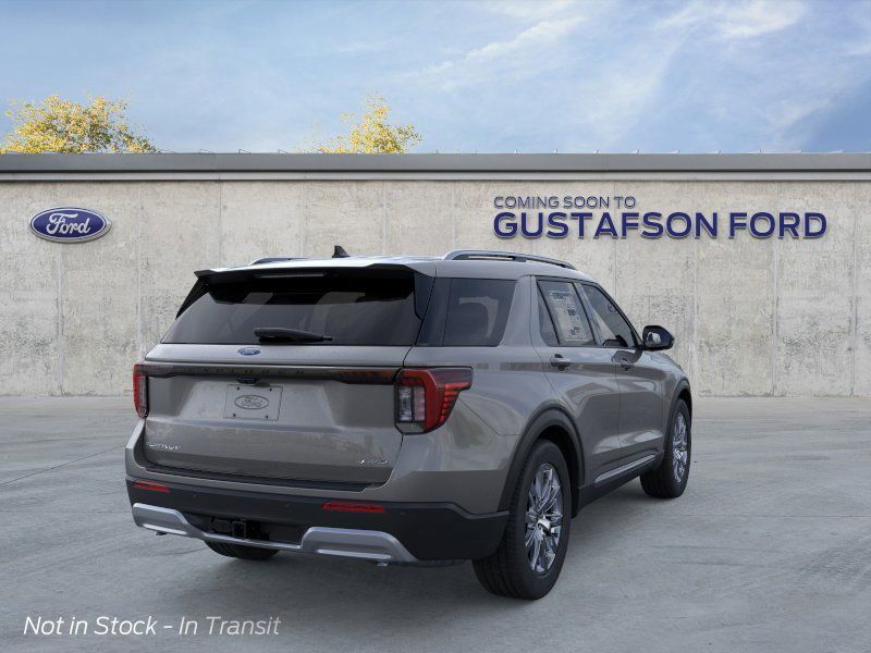 2025 Ford Explorer Platinum photo 9