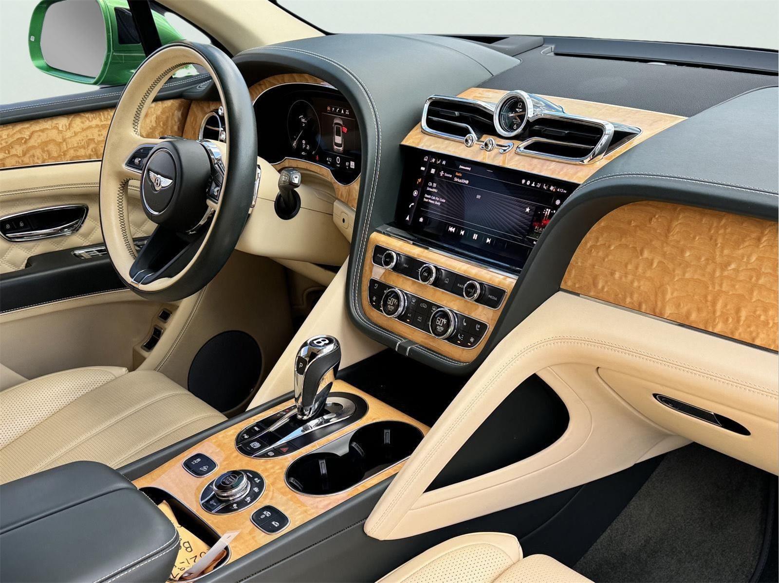 2021 Bentley Bentayga Speed photo 17
