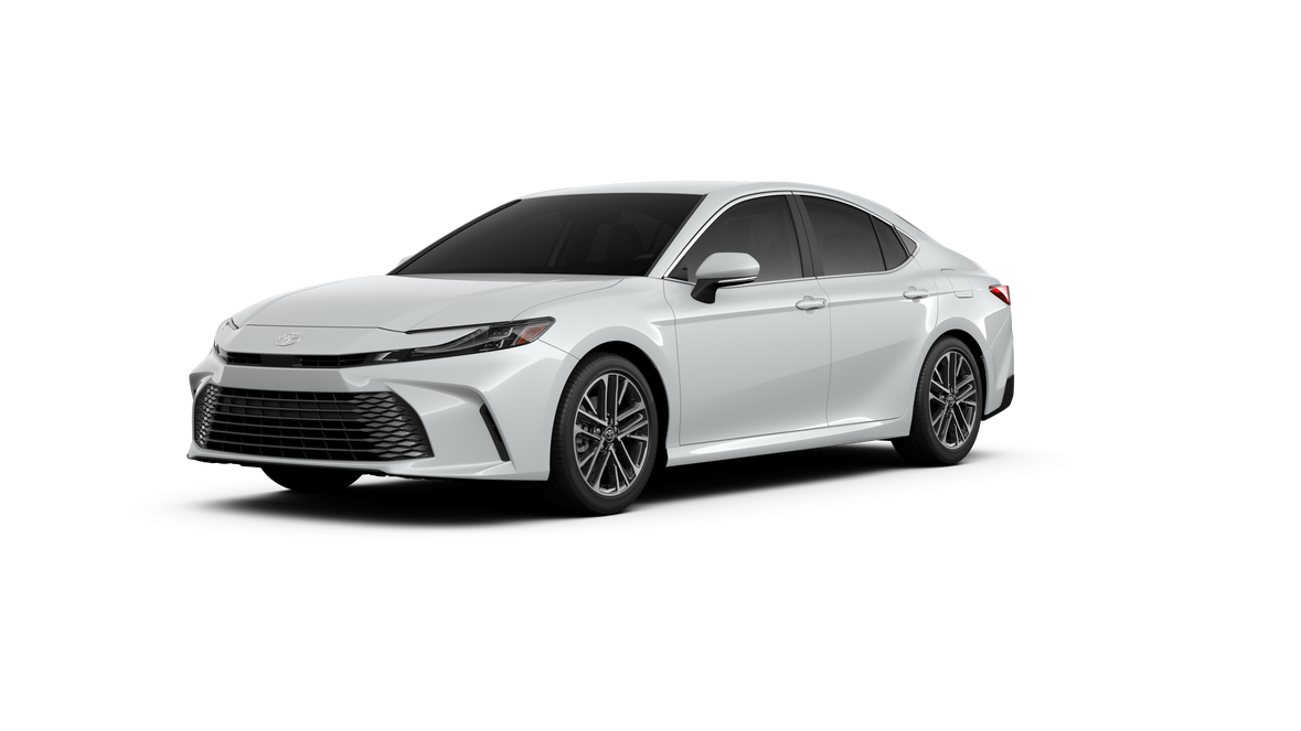 2026 Toyota Camry XLE's photo