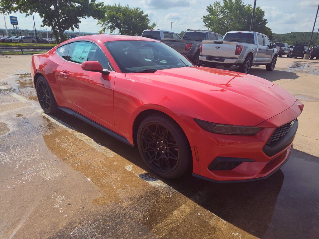 2025 Ford Mustang EcoBoost photo 3