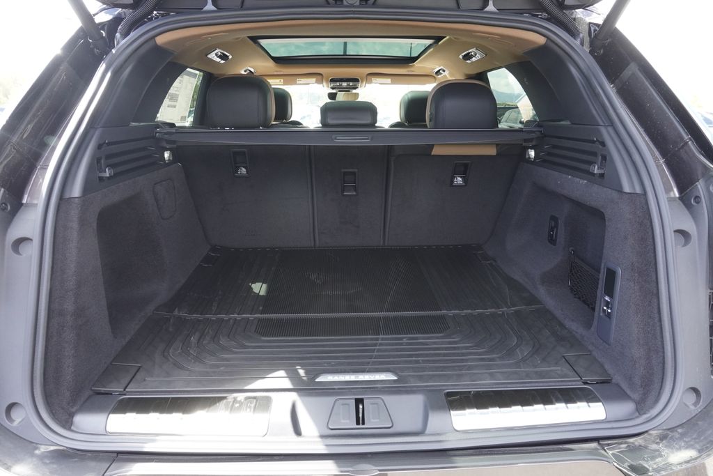 2025 Land Rover Range Rover Sport SE photo 30