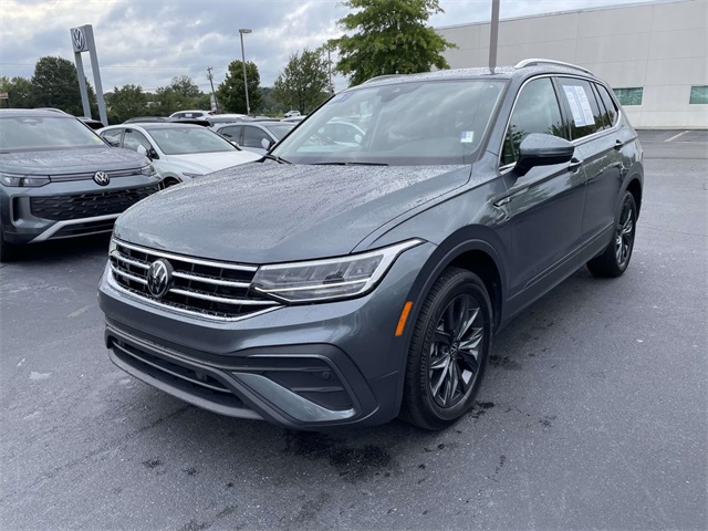 2024 Volkswagen Tiguan SE Wolfsburg Edition photo 3