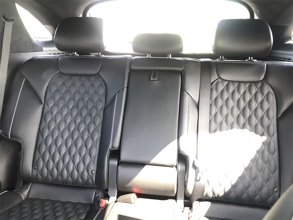 2024 Genesis GV70 3.5T Sport photo 21