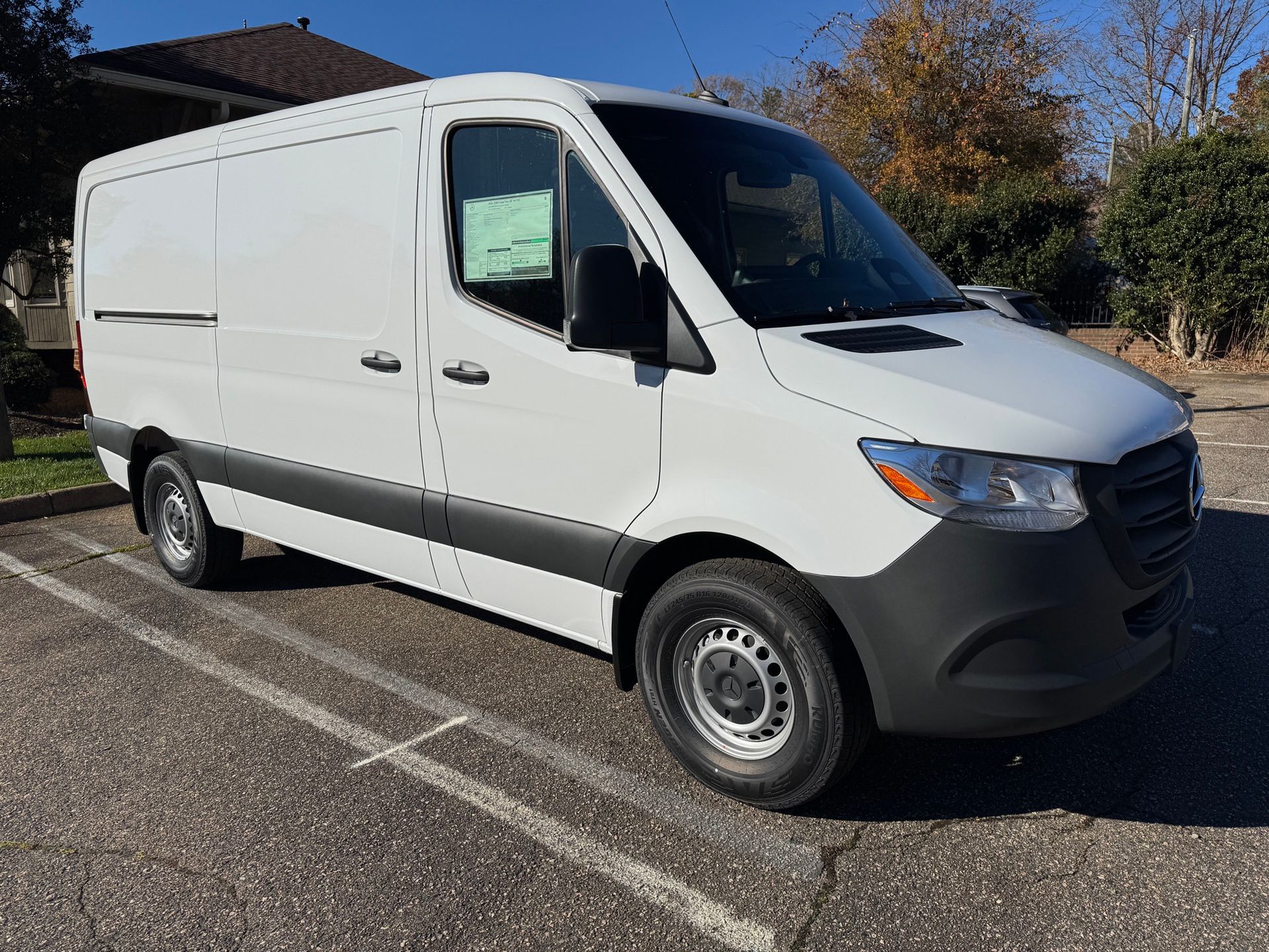 2026 Mercedes-Benz Sprinter Cargo Van Base's photo