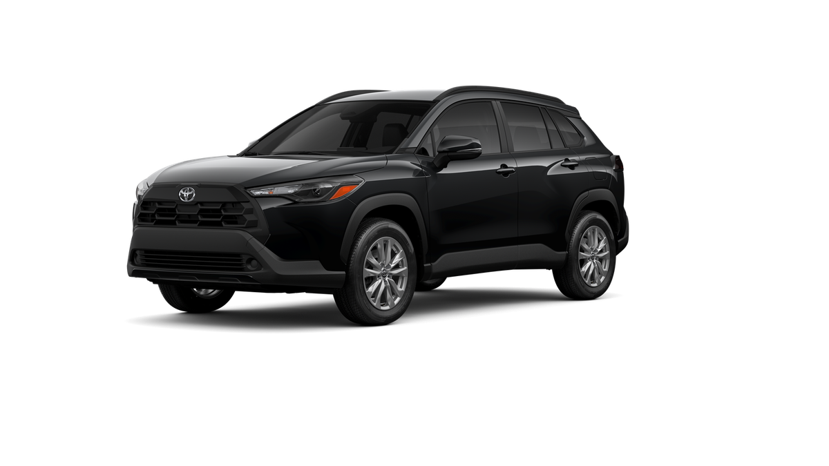 2026 Toyota Corolla Cross LE's photo