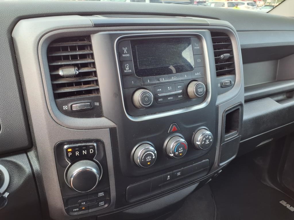 2017 Ram 1500 Express photo 17
