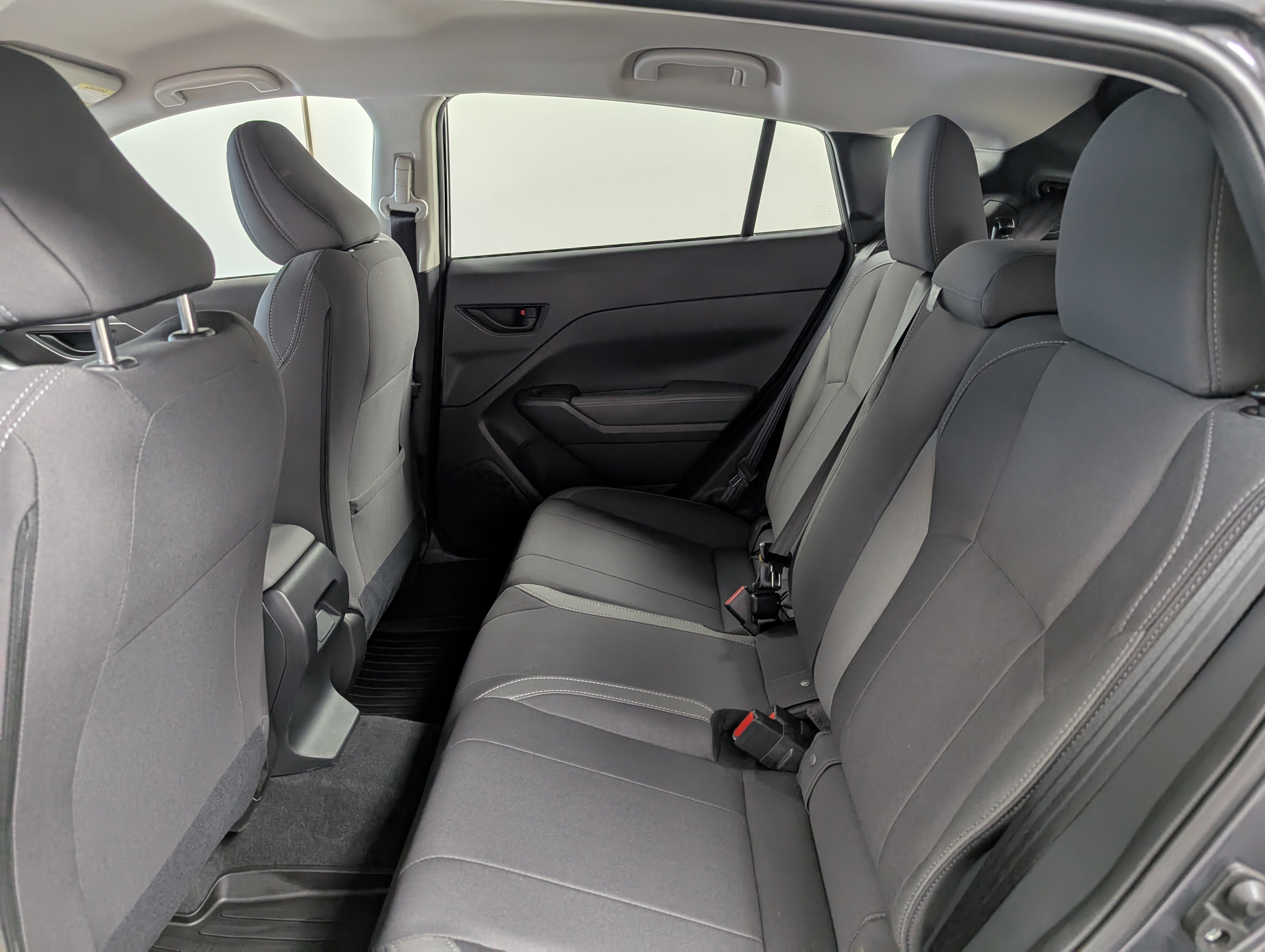 2025 Subaru Impreza Base photo 3
