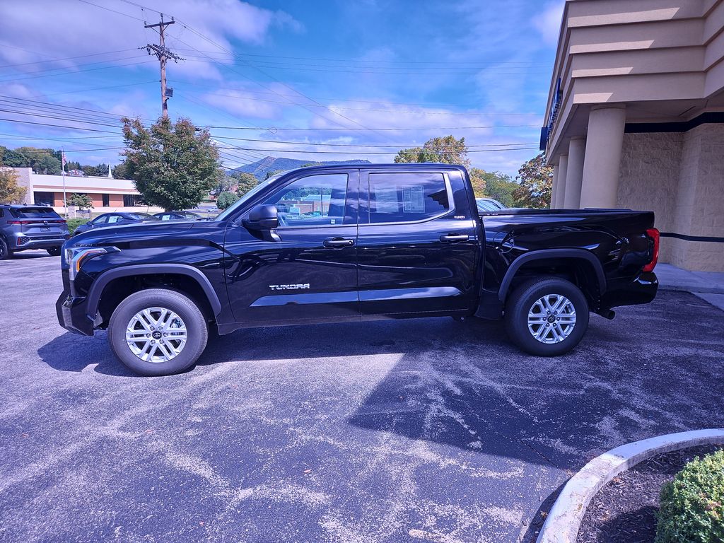 2025 Toyota Tundra SR5 photo 2