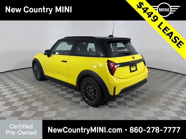 2025 Mini Cooper 2 Door Hardtop Signature photo 5