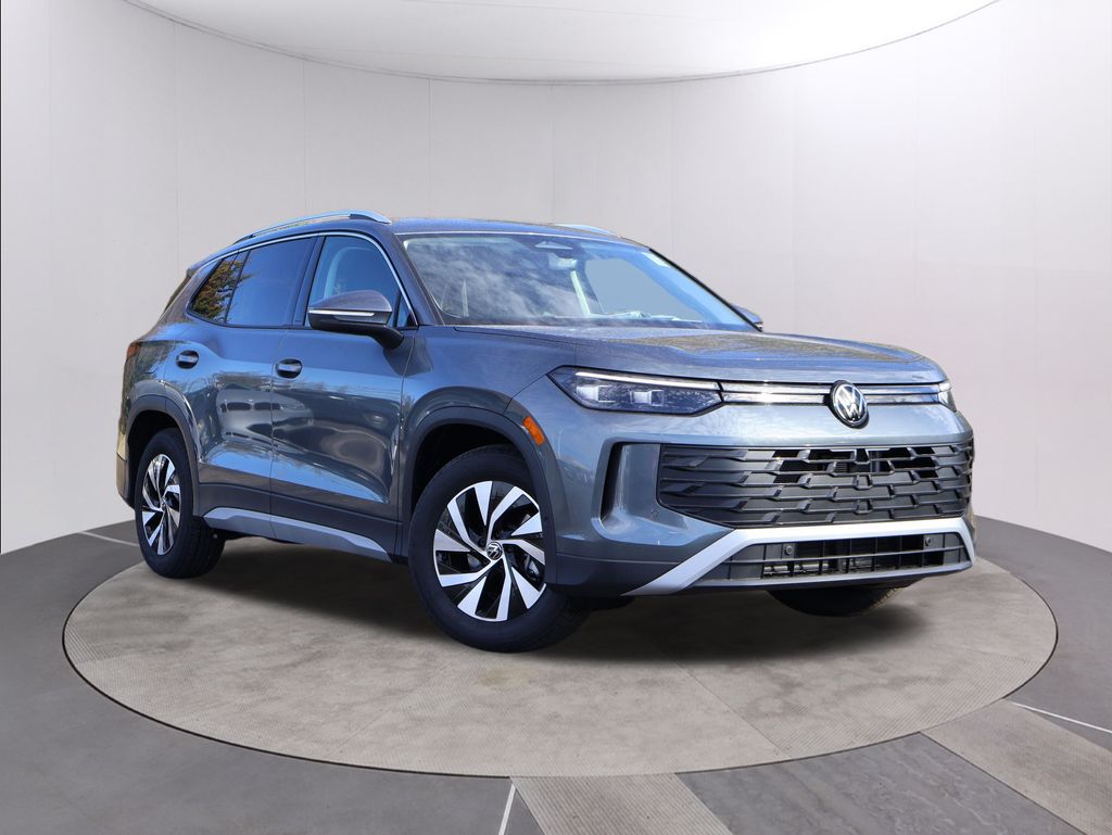 2026 Volkswagen Tiguan S's photo