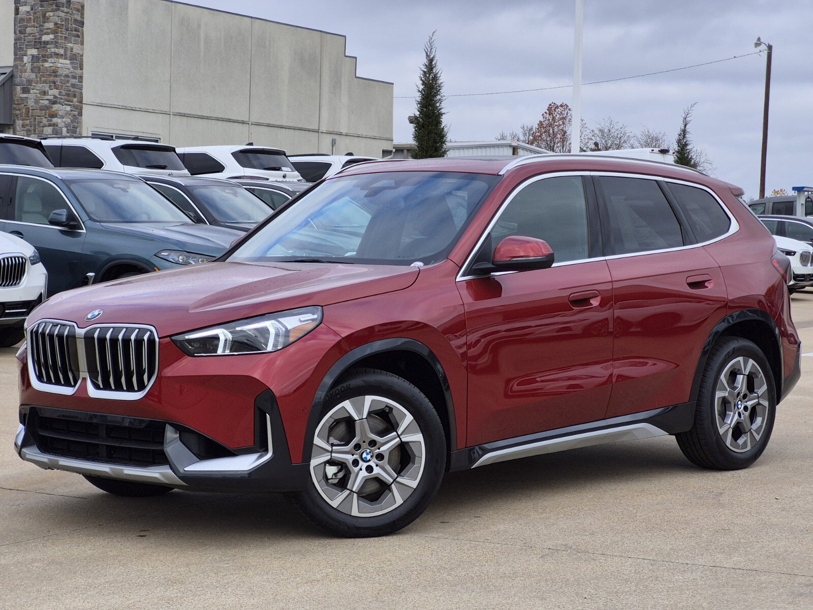 2026 BMW X1 28i's photo