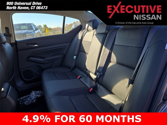 2025 Nissan Altima SR photo 4