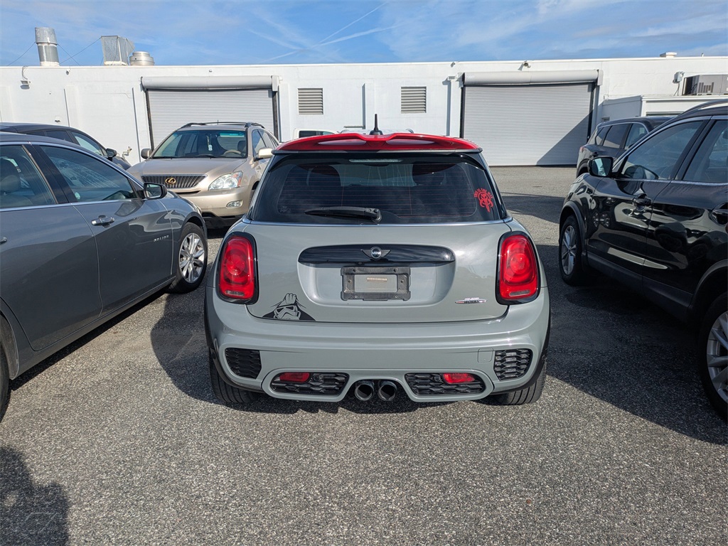 2017 Mini Cooper 2 Door Hardtop photo 3
