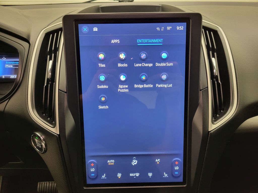 2024 Ford Edge SEL photo 9