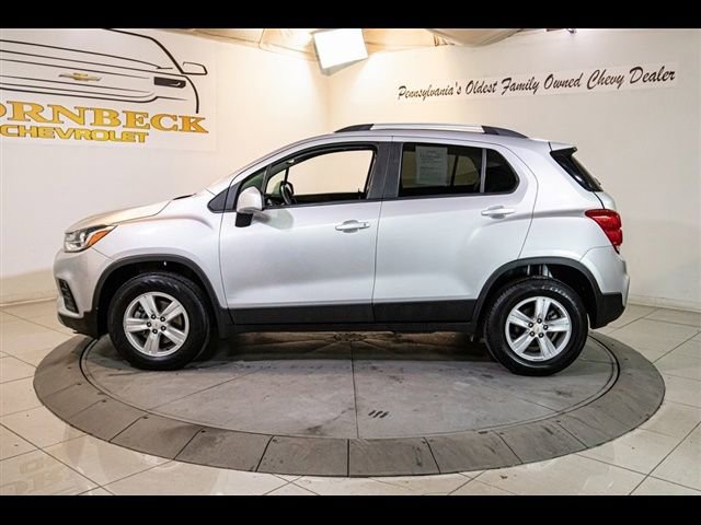 2021 Chevrolet Trax LT photo 4